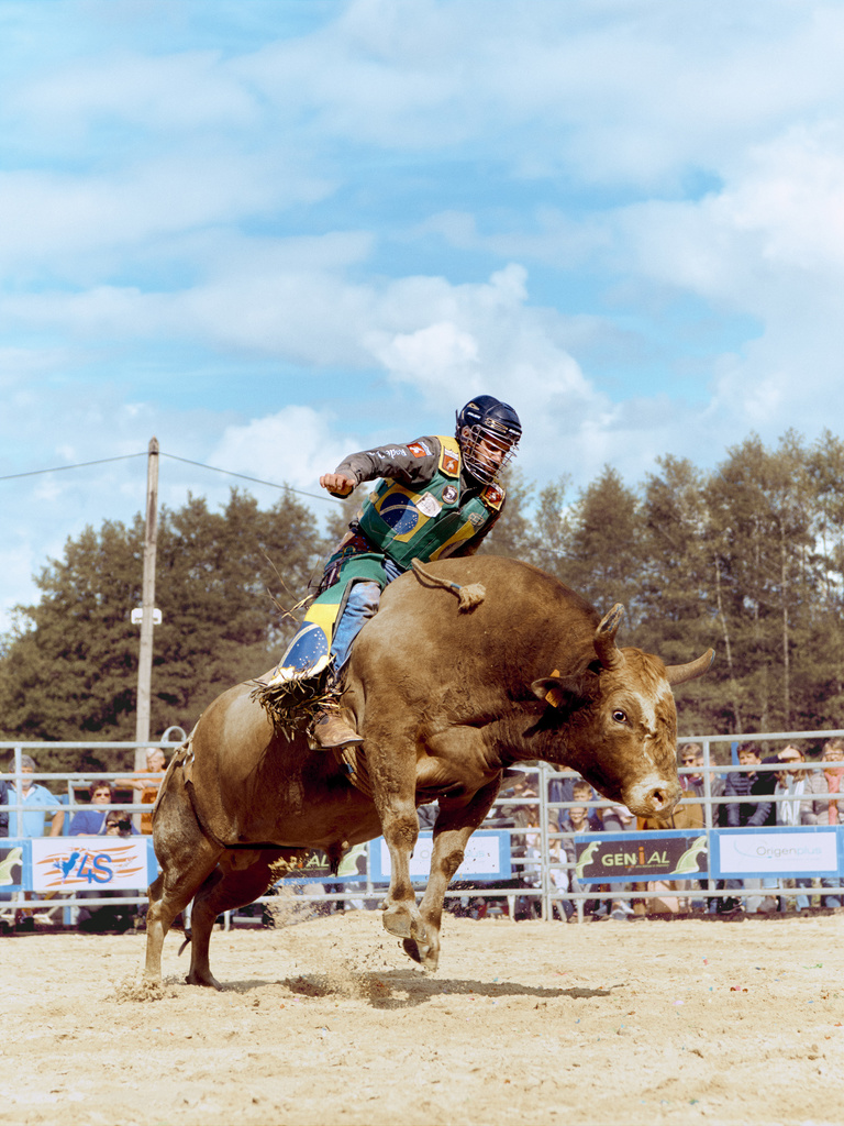 Thomas Chéné -  2019_09_07_Revue Hobbies_Bull Riding 1457_HR.jpg